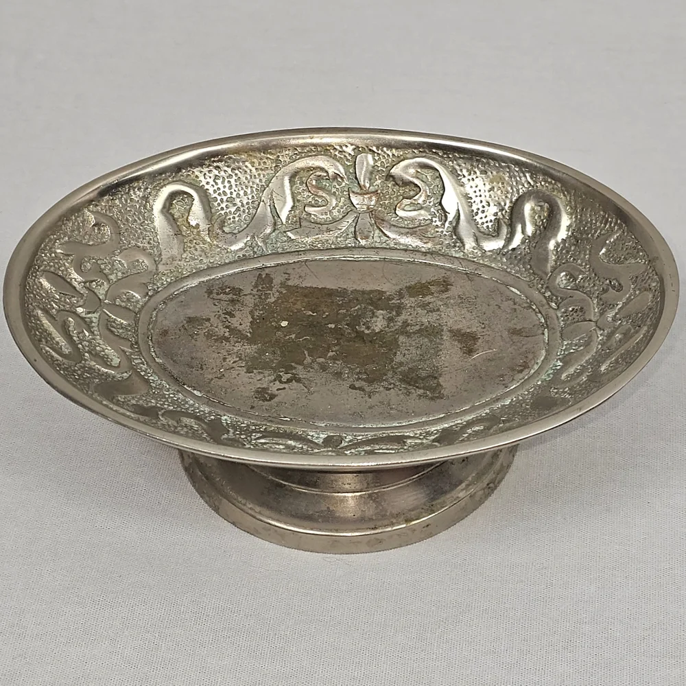Vintage Croscill Canterbury 51 Silver Footed Soap Dish | Ornate Embossed Border